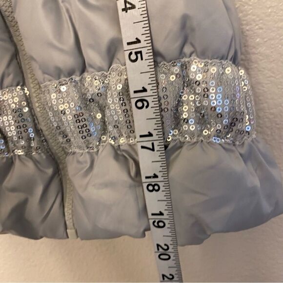 Heart N Crush Girls Size Small Silver Grey Hooded Puffer Vest Sequin Stripes - Picture 5 of 5